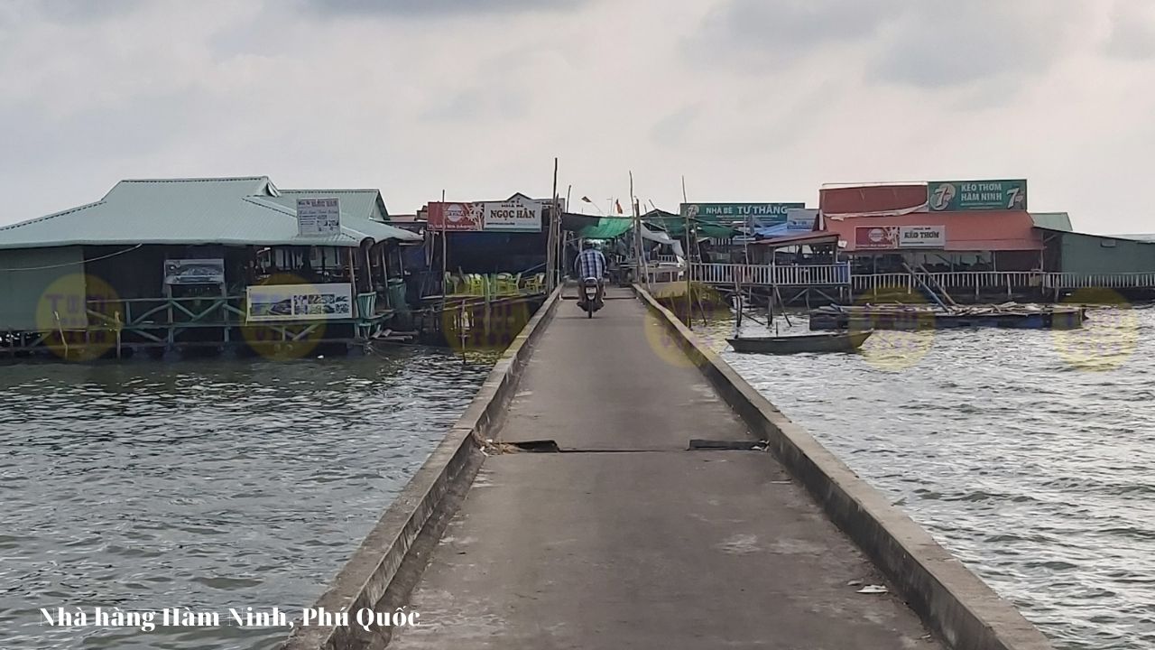 Nhà hàng Hàm Ninh, Phú Quốc