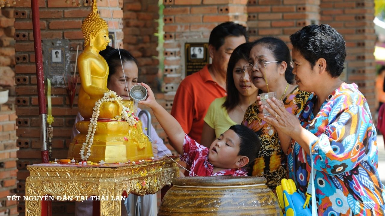 Tết Nguyên Đán tại Thái Lan