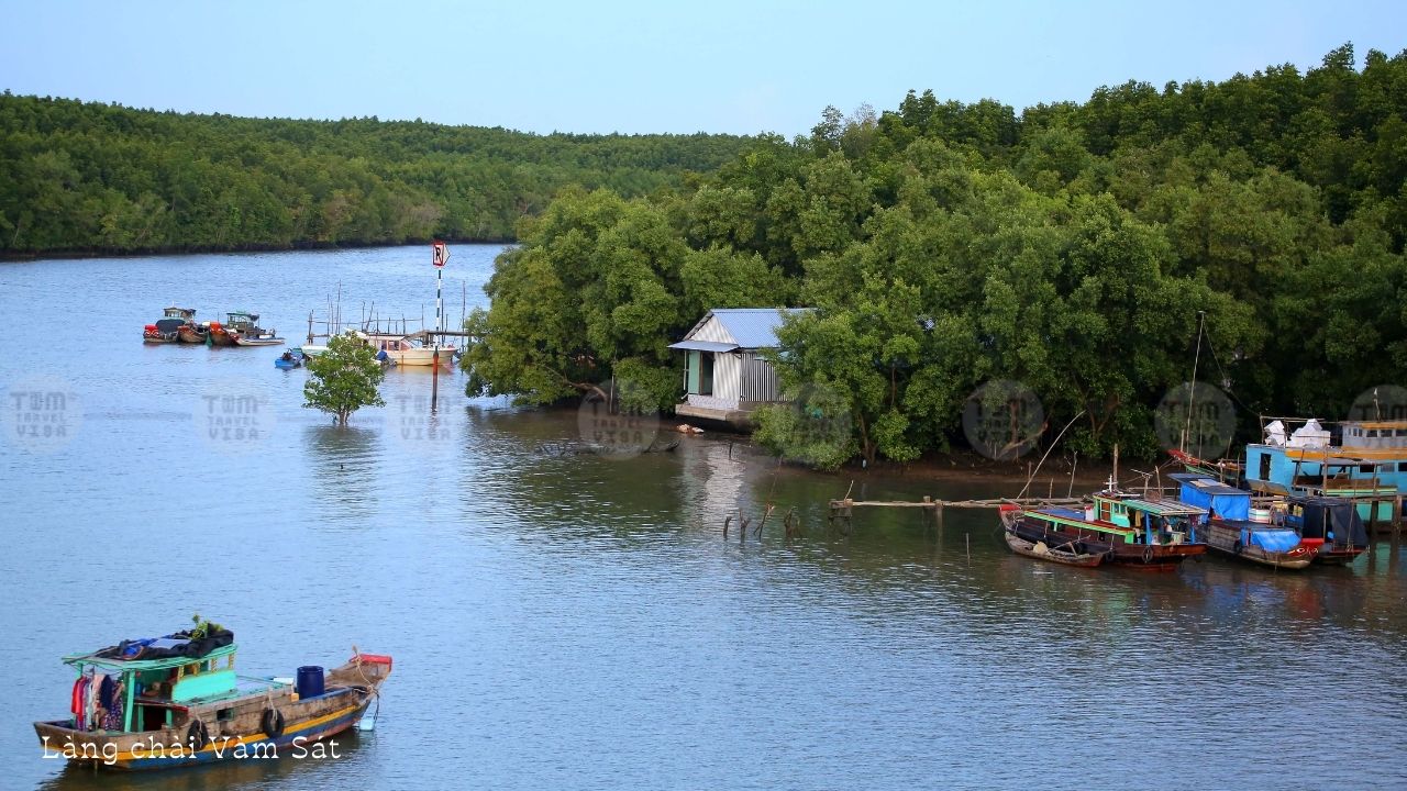 Làng chài Vàm Sát: