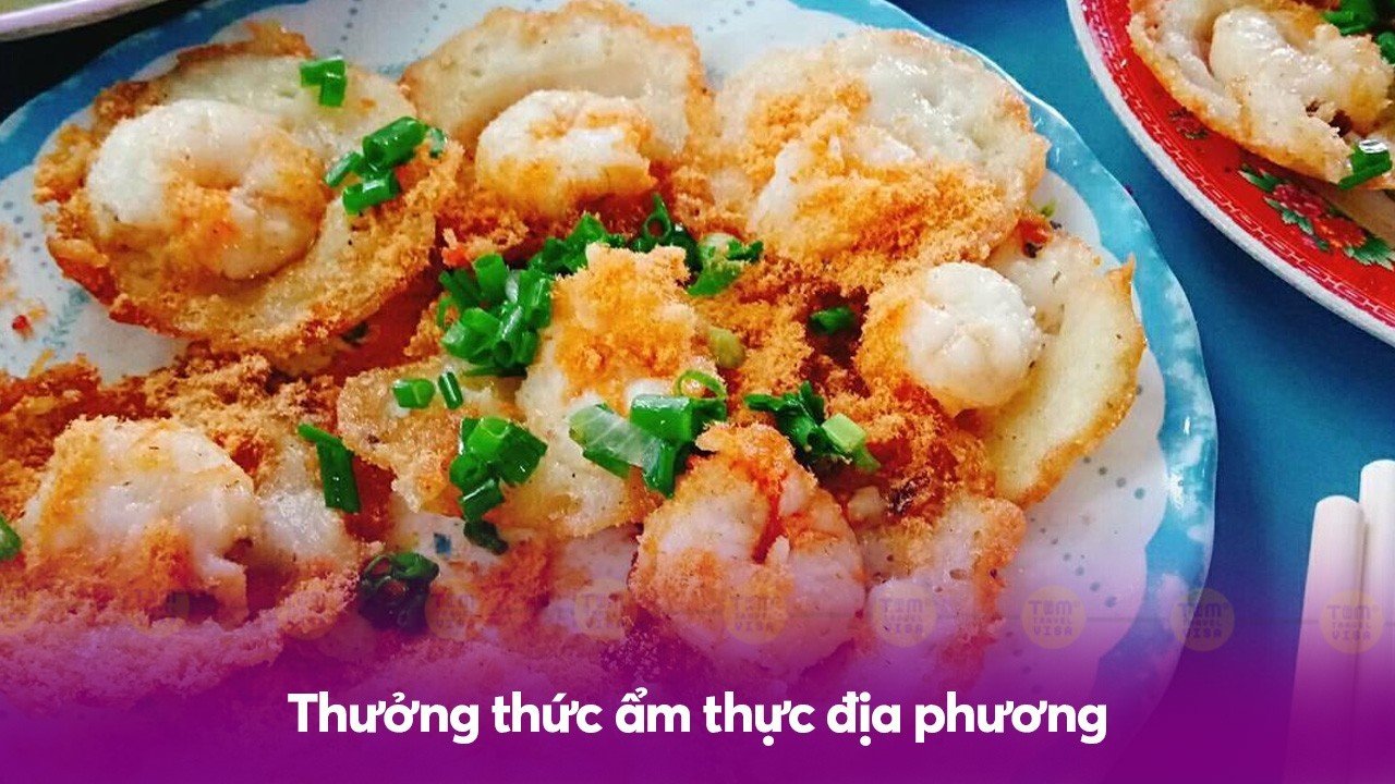 Thưởng thức ẩm thực địa phương