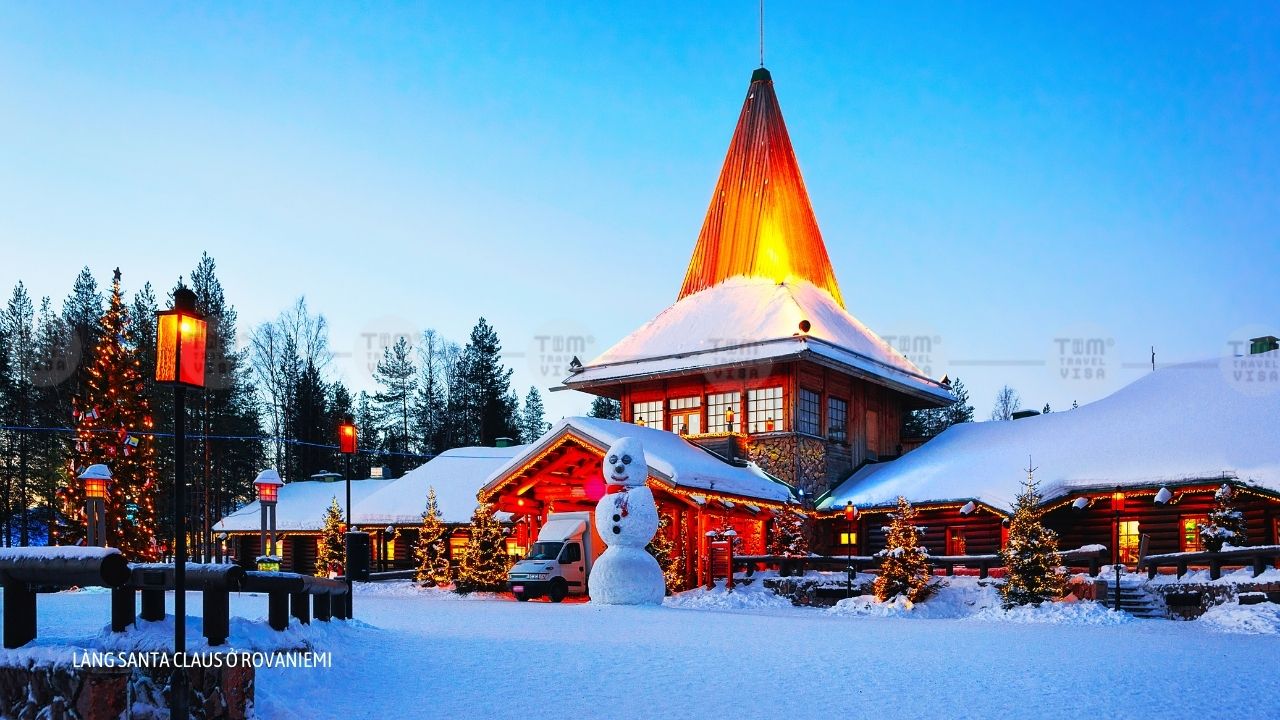  Làng Santa Claus ở Rovaniemi