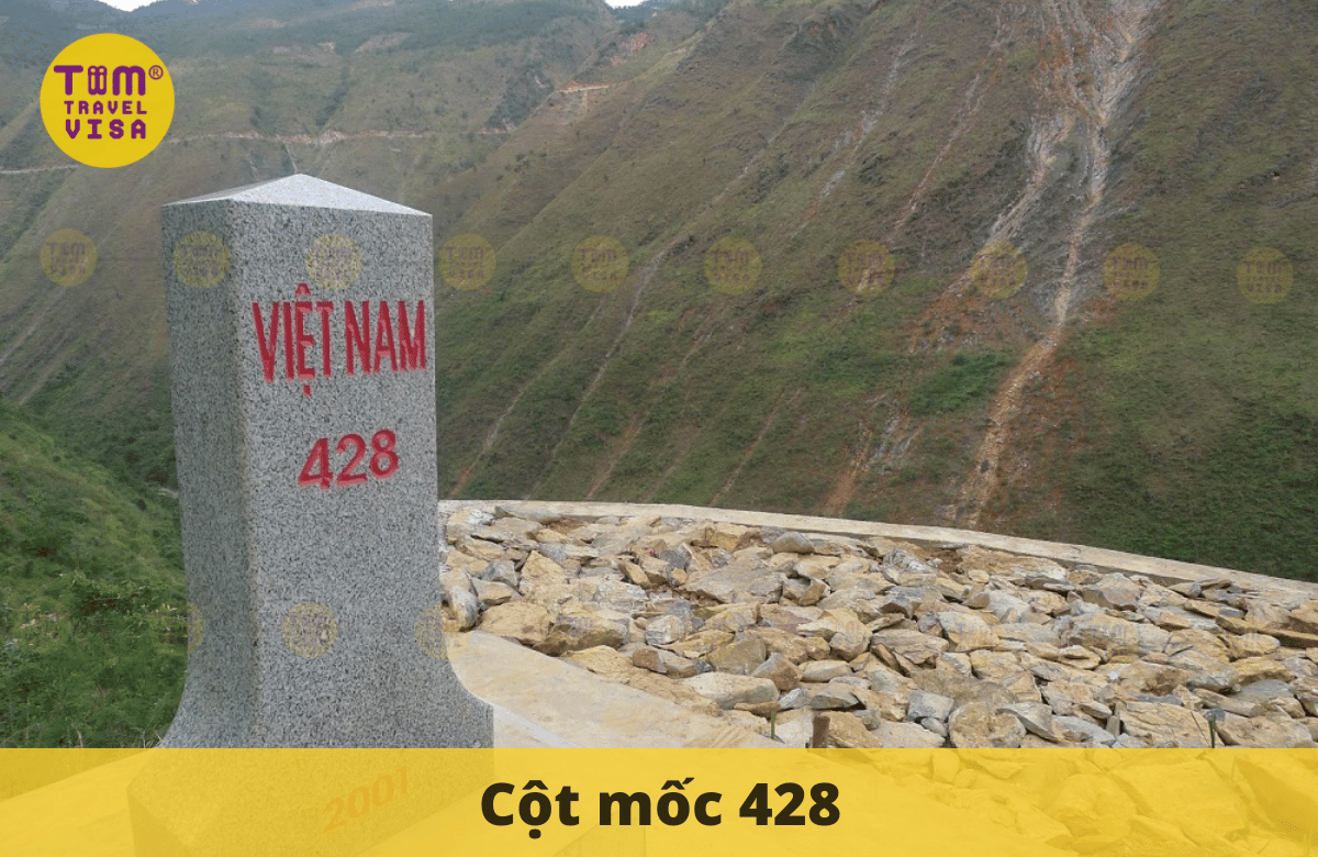 cột mốc 428